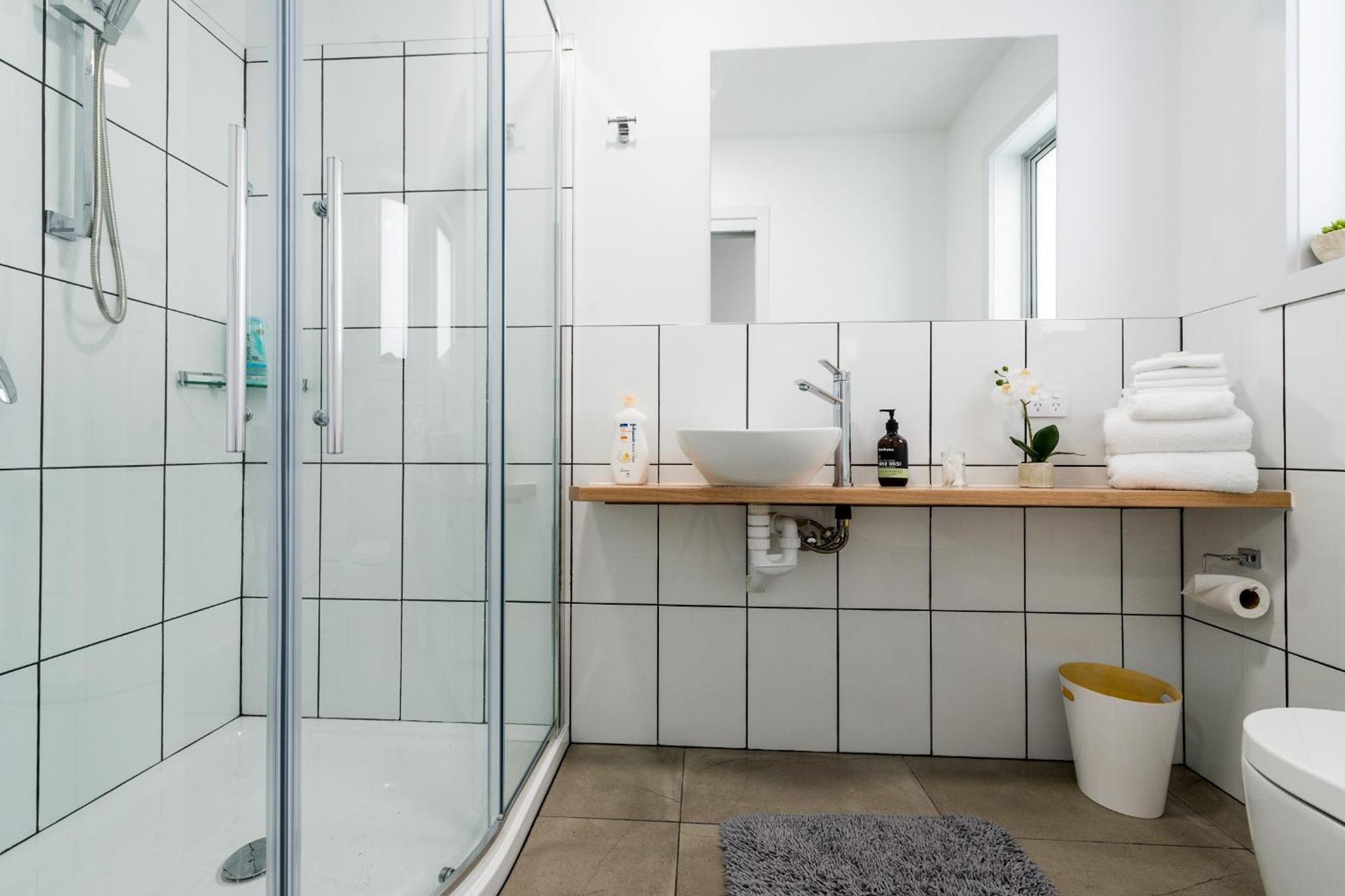 Ulverstone River Edge Holidayapartments Rum bild