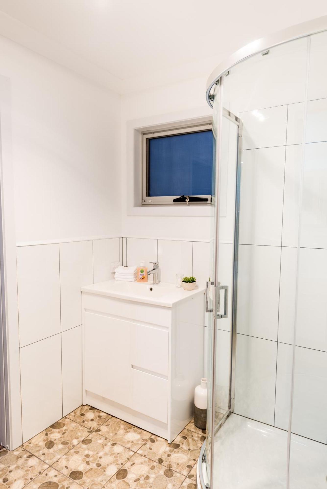 Ulverstone River Edge Holidayapartments Rum bild
