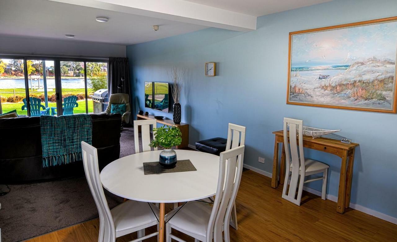Ulverstone River Edge Holidayapartments Exteriör bild